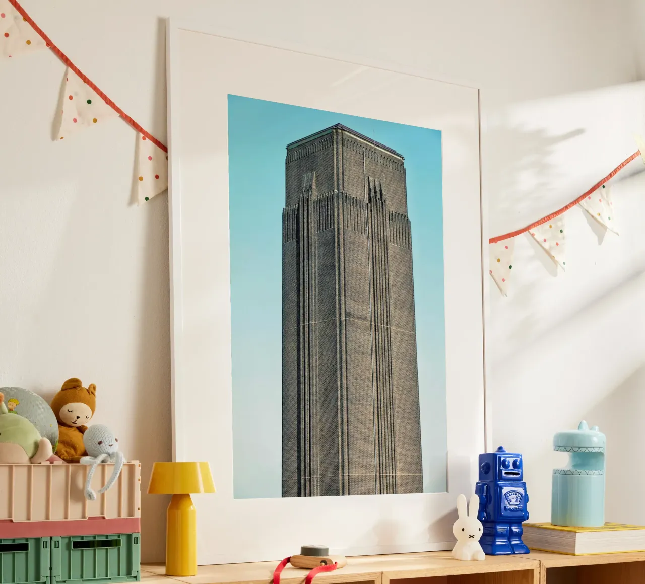 Tate Modern 02 poster con telaio in plastica da Michael Belhadi