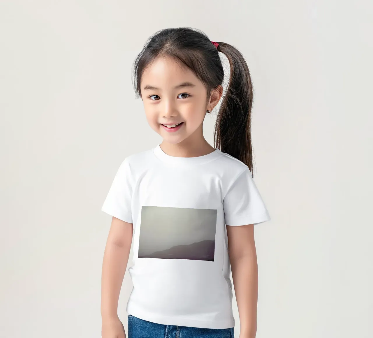 They must be somewhere Kinder T-Shirt von Nur Mut