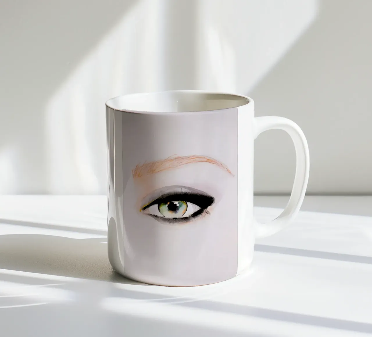 Single Eye+Series8 tazza in ceramica da Leigh Viner