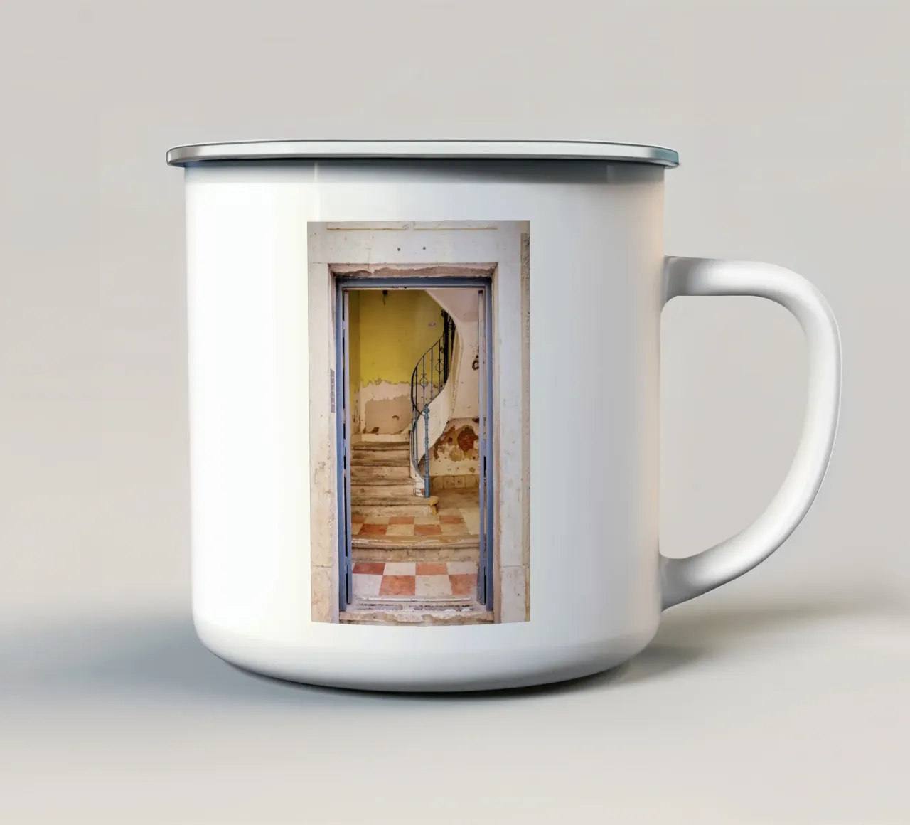 Bologna 4 tazza in smalto da Philipp Reinhard