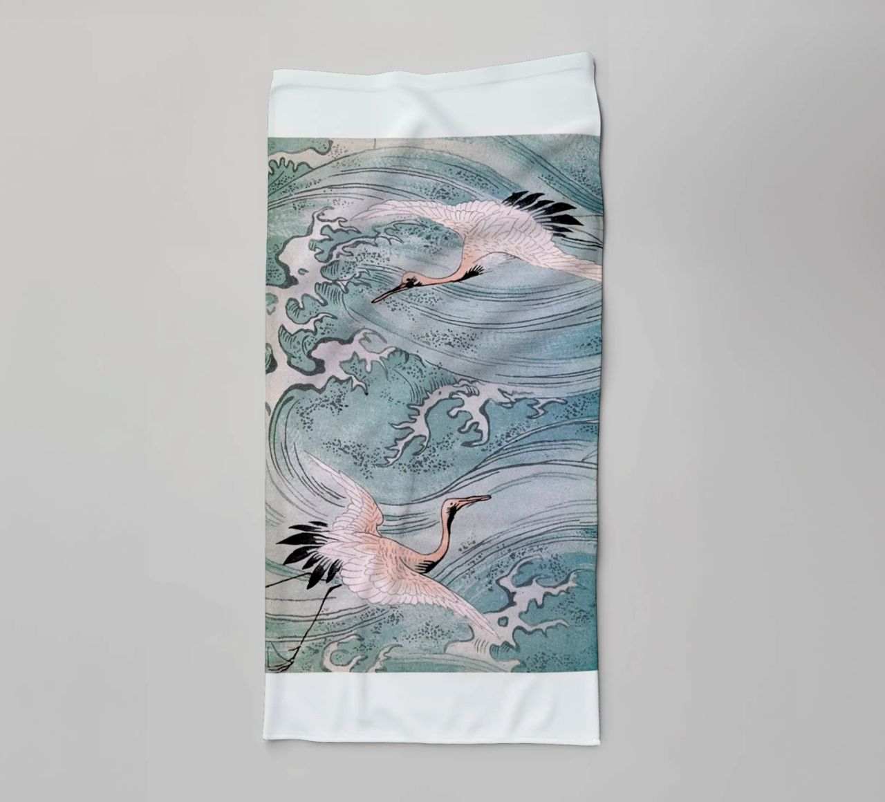Storks Over Water asciugamano da bagno da Flora & Fauna