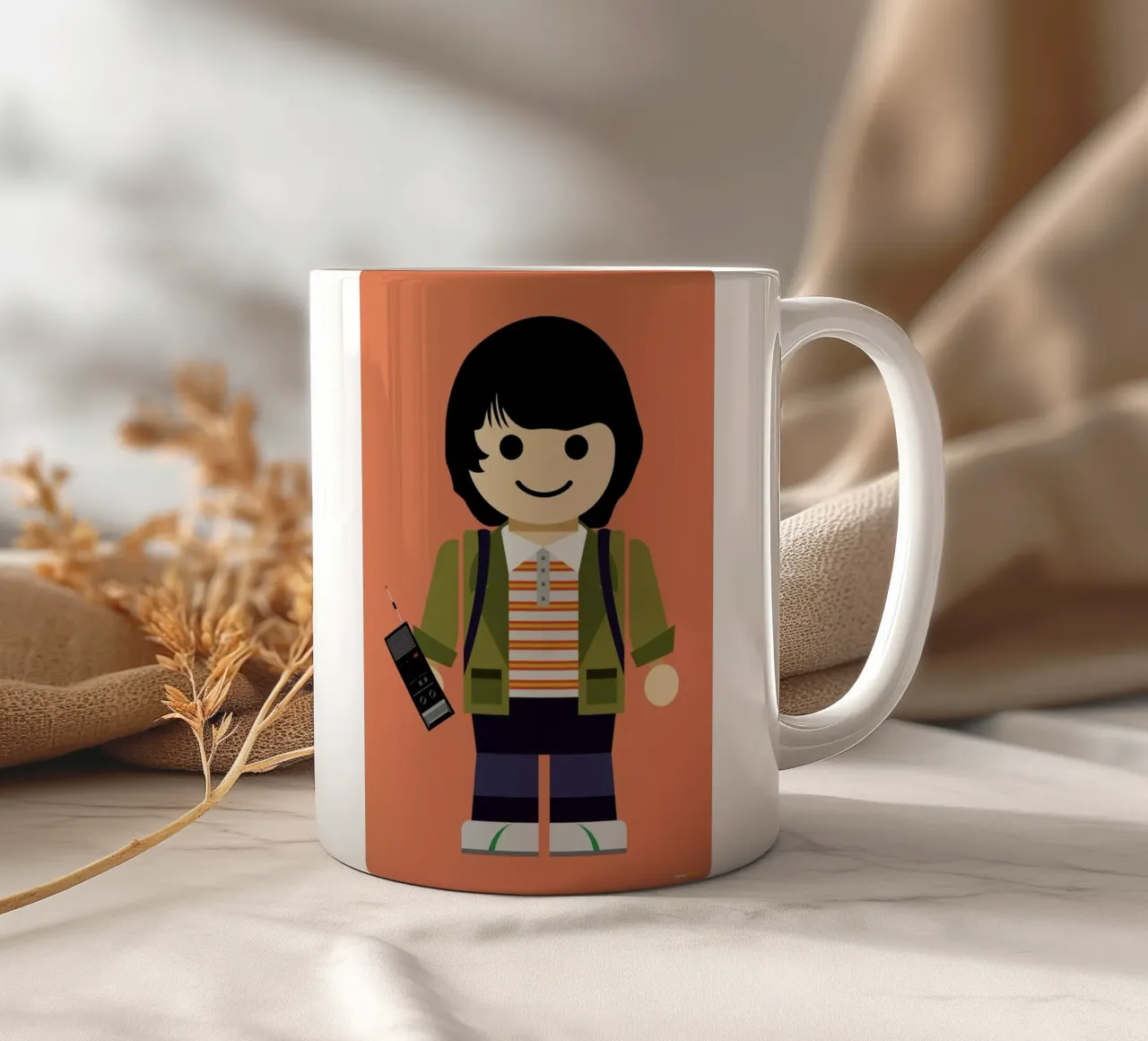 Mike Toy Keramik Tasse von Rafa Gomes