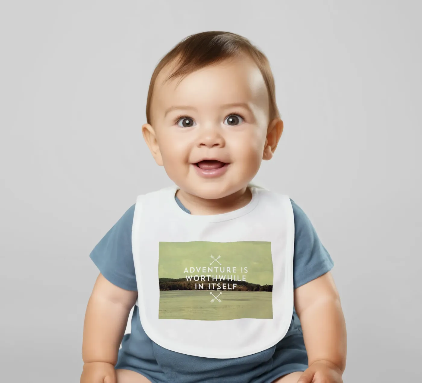 Worthwhile bavaglino da Vintage Skies