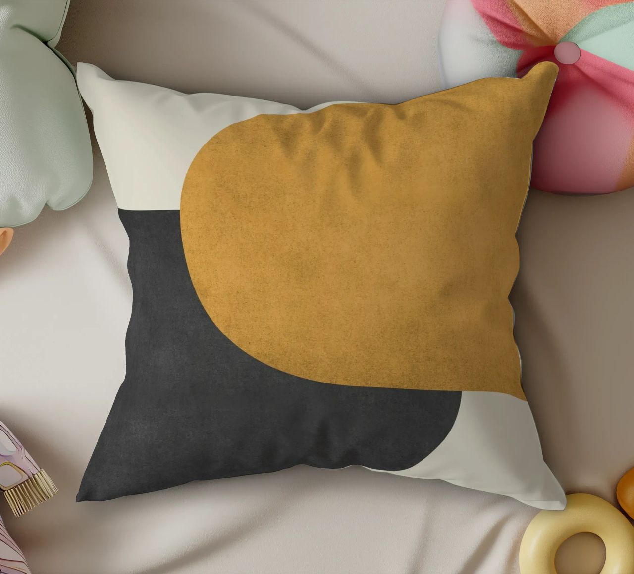 Halfmoon Colorblock - Oro Nero cuscino da MoonlightPrint