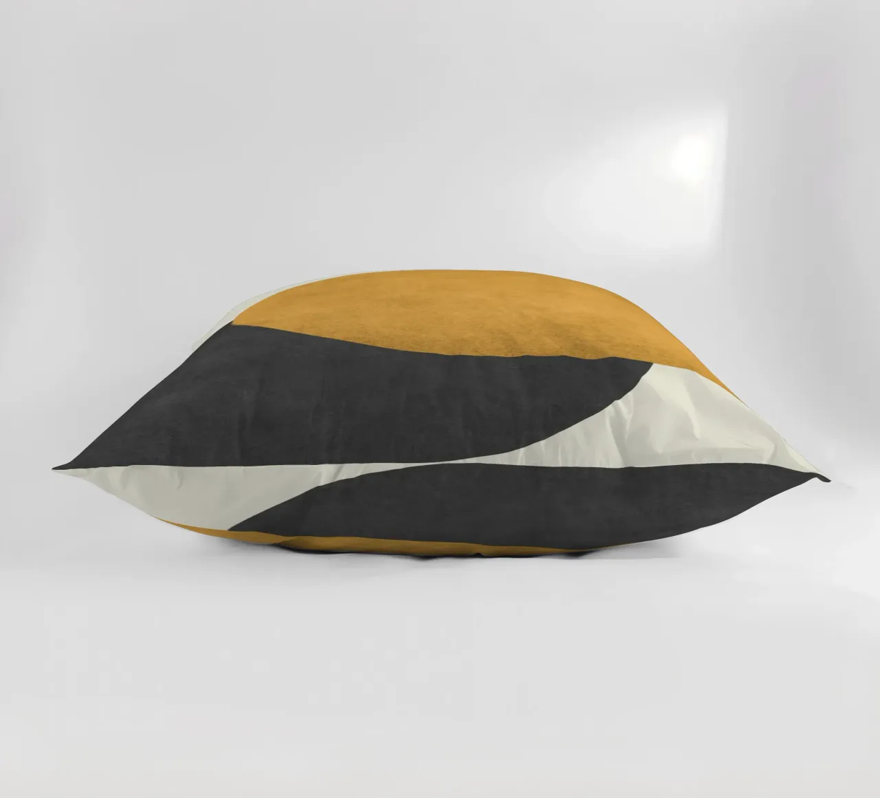 Halfmoon Colorblock - Oro Nero cuscino da MoonlightPrint
