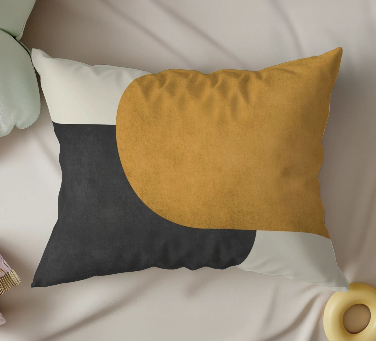 Halfmoon Colorblock - Oro Nero cuscino da MoonlightPrint