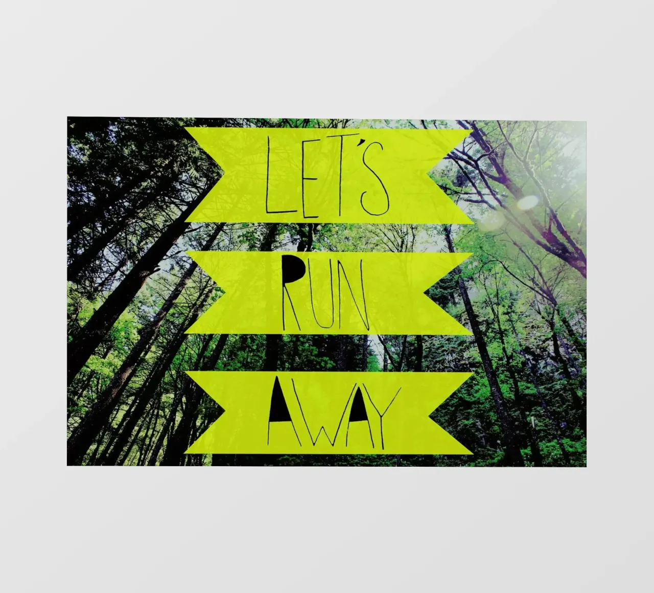 Let's Run Away - to the forest telo in pvc da Leah Flores