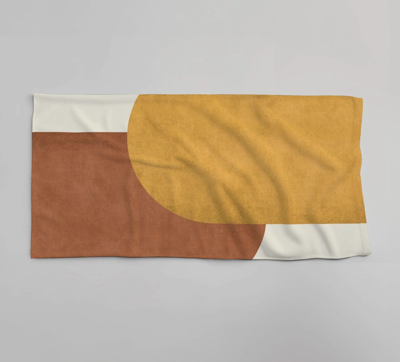 Halfmoon Colorblock - Oro Marrone asciugamano da bagno da MoonlightPrint