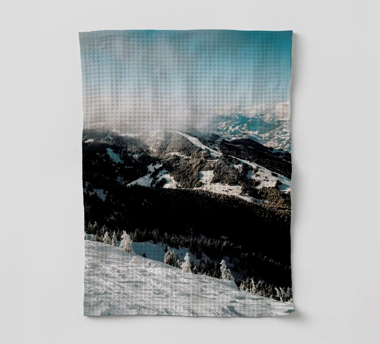 Austrian Alps in the Sun Geschirrtuch von Sebastian Hilgetag