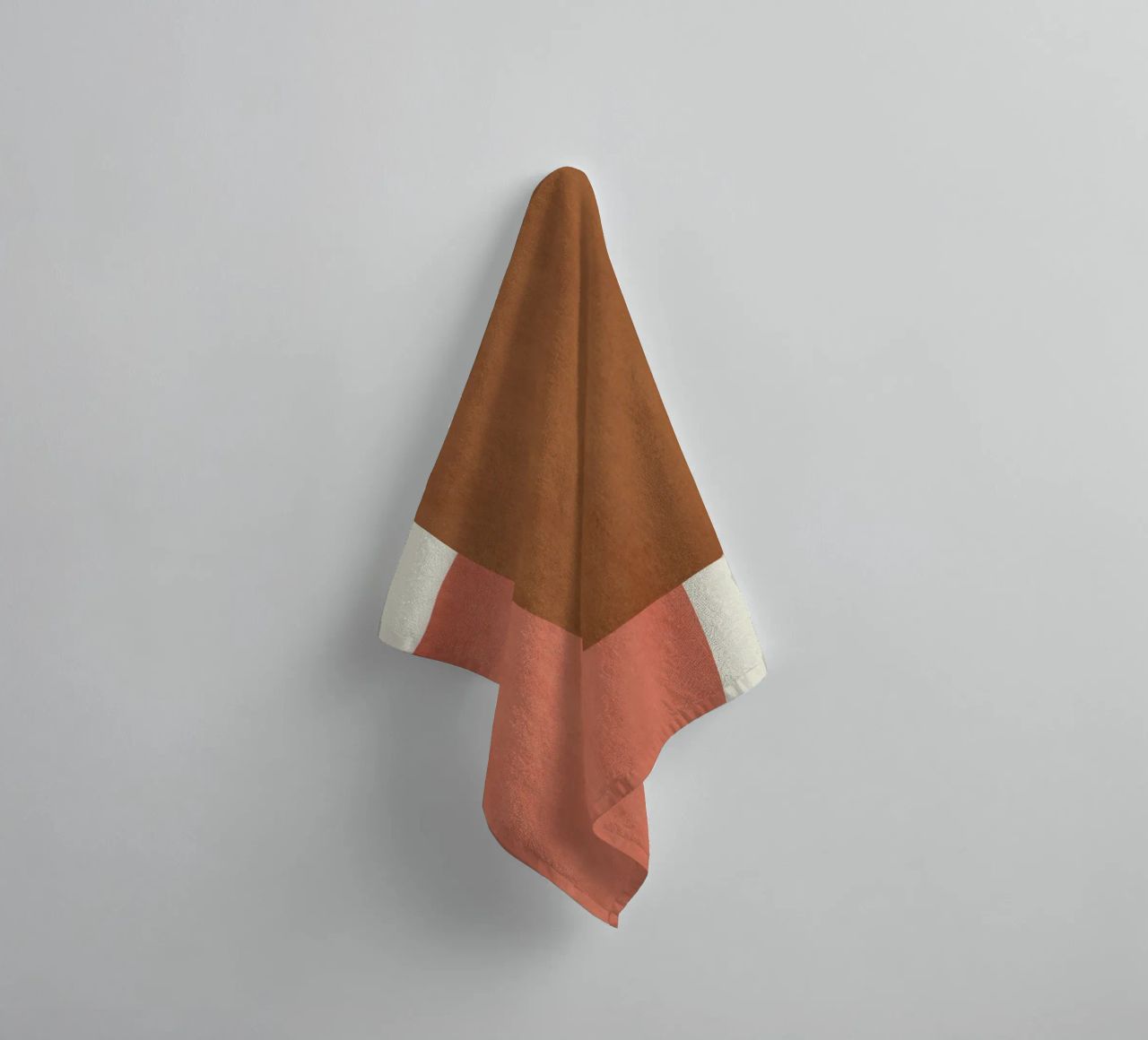 Halfmoon Colorblock - asciugamano da bagno da MoonlightPrint