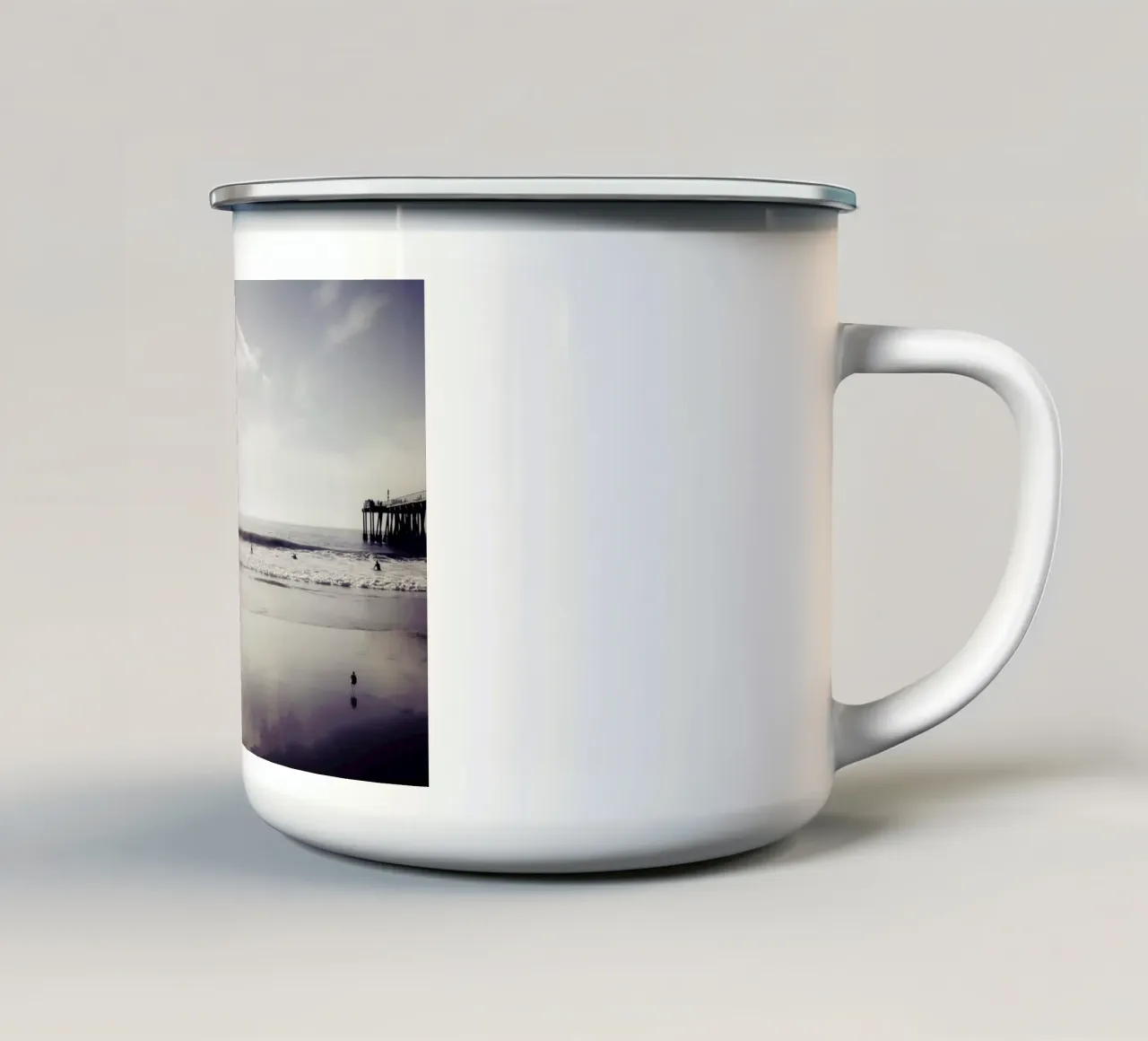 California Love Emaille Tasse von In Full Color