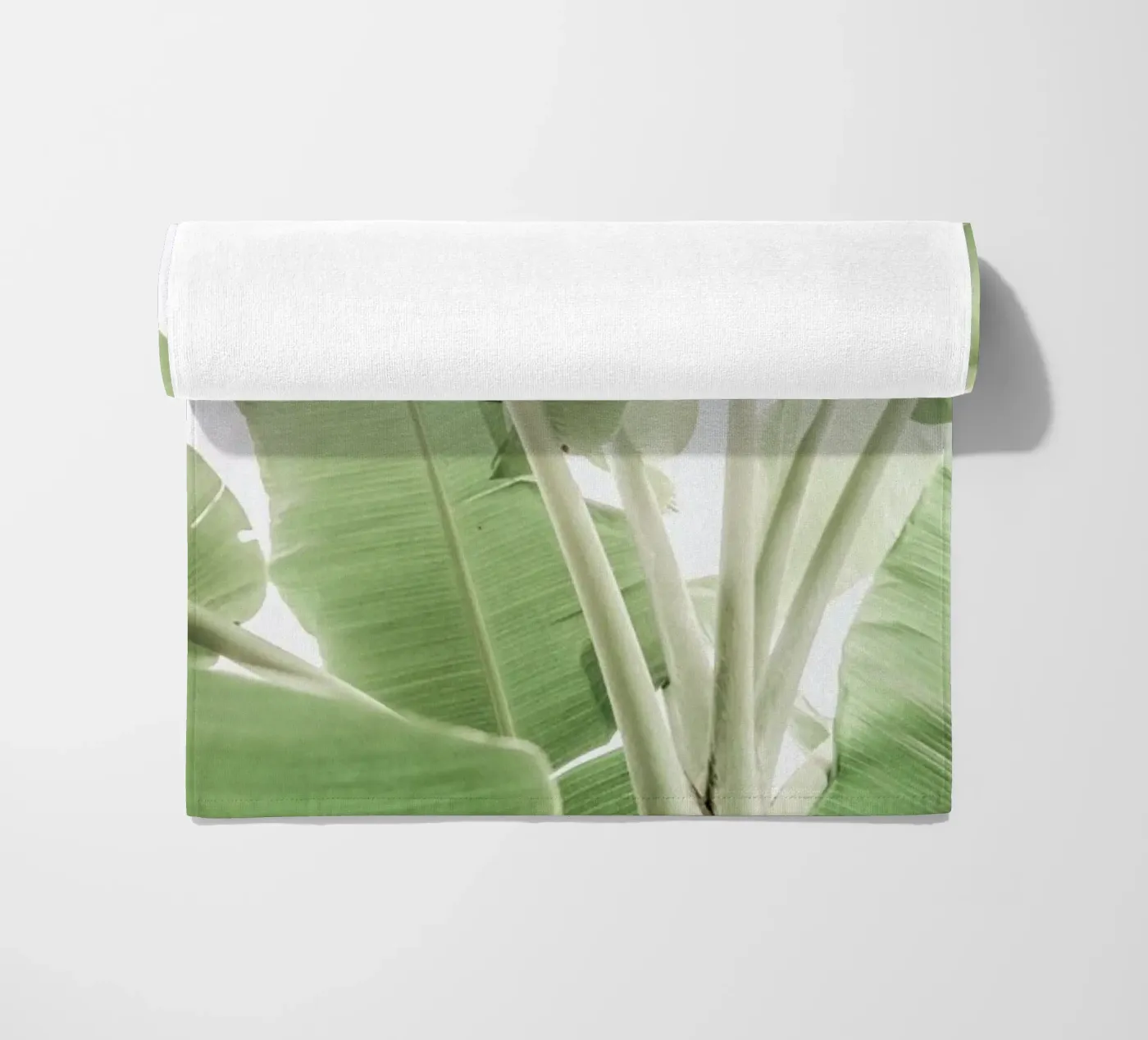 Full Bloom strandhanddoek van Shot By Clint