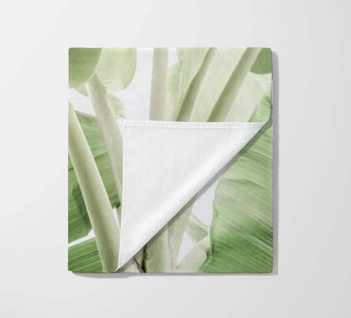 Full Bloom strandhanddoek van Shot By Clint