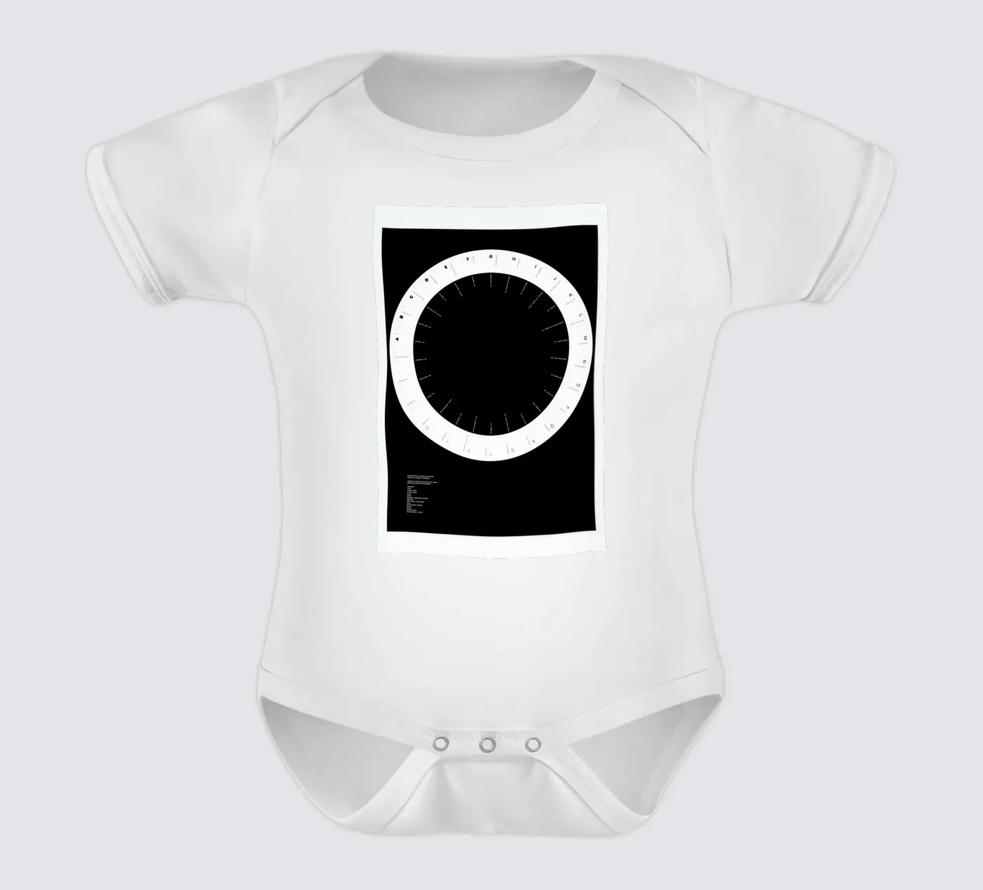 Width Classification Kurzarm Babybody von Marcin Plonka