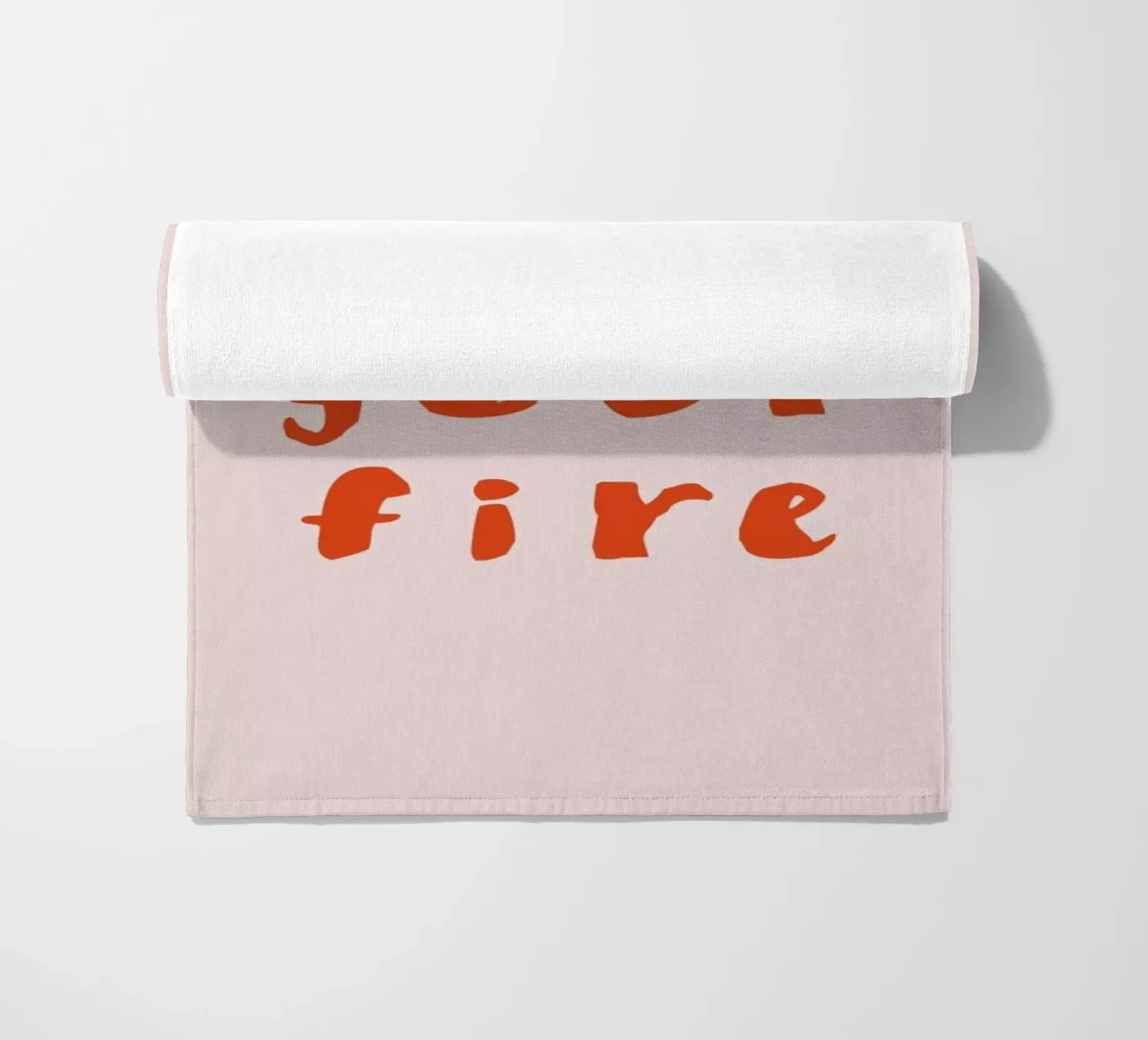 Find Your Fire telo mare da daylight design studio