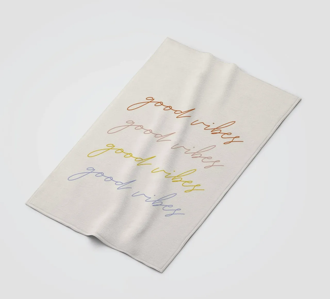 Good Vibes coperta in pile da daylight design studio