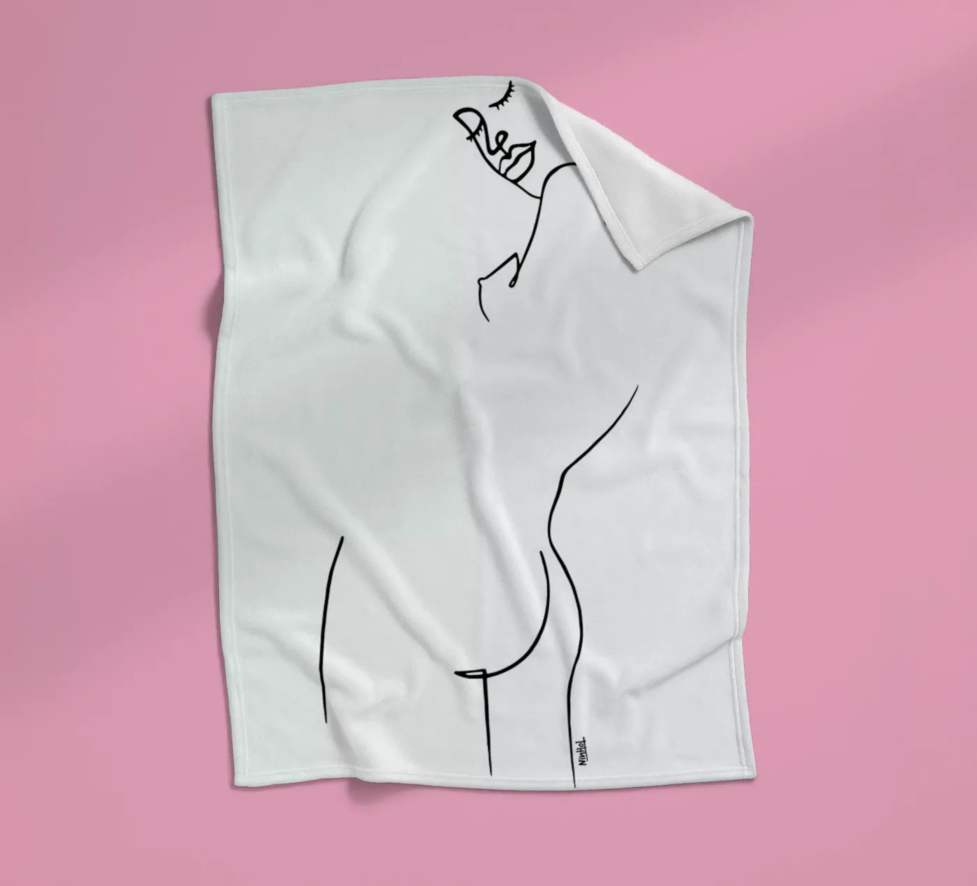 Back Yourself fleece blanket by Ninhol