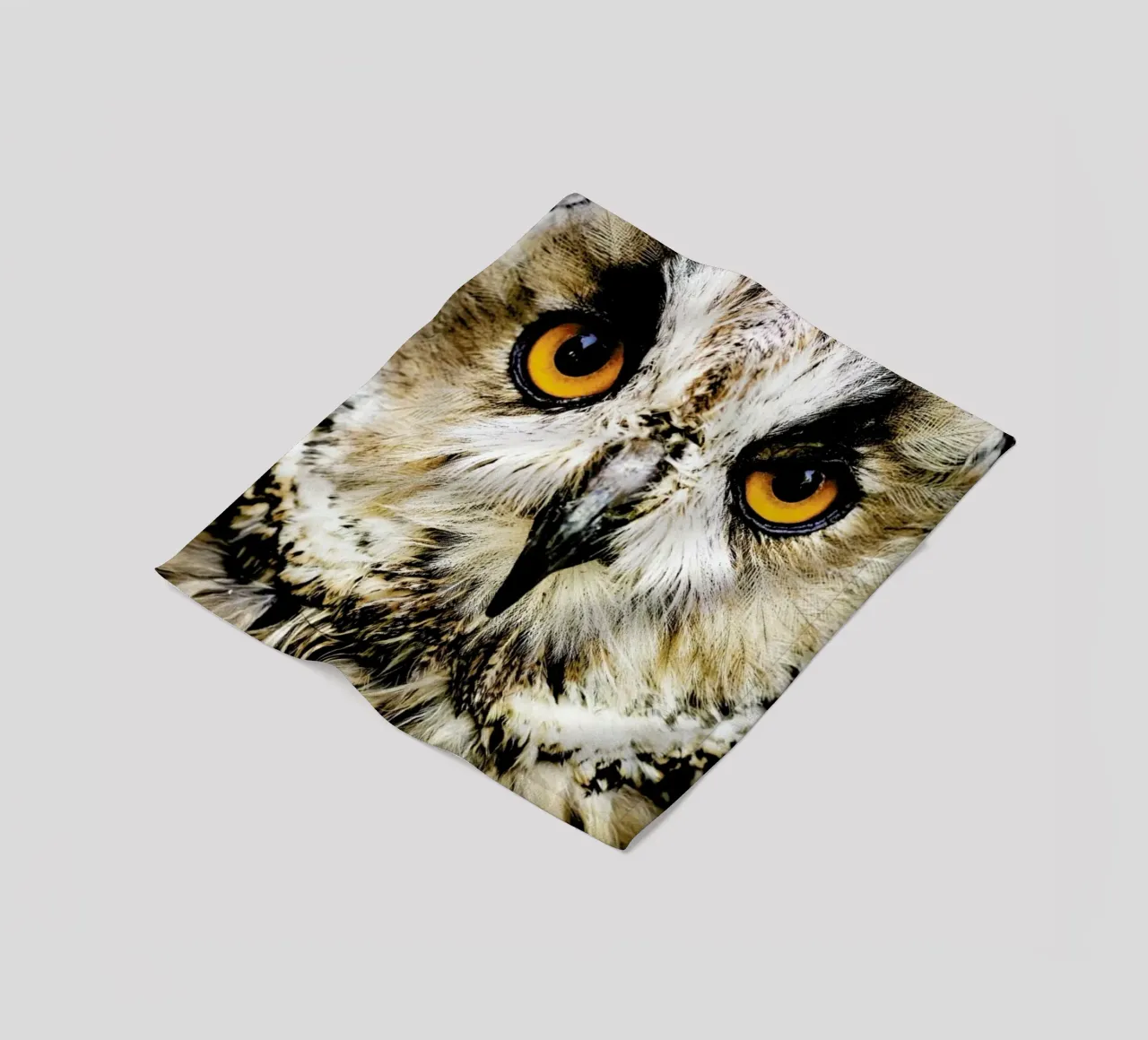 Hedwig fleece blanket by Natural Kingdom