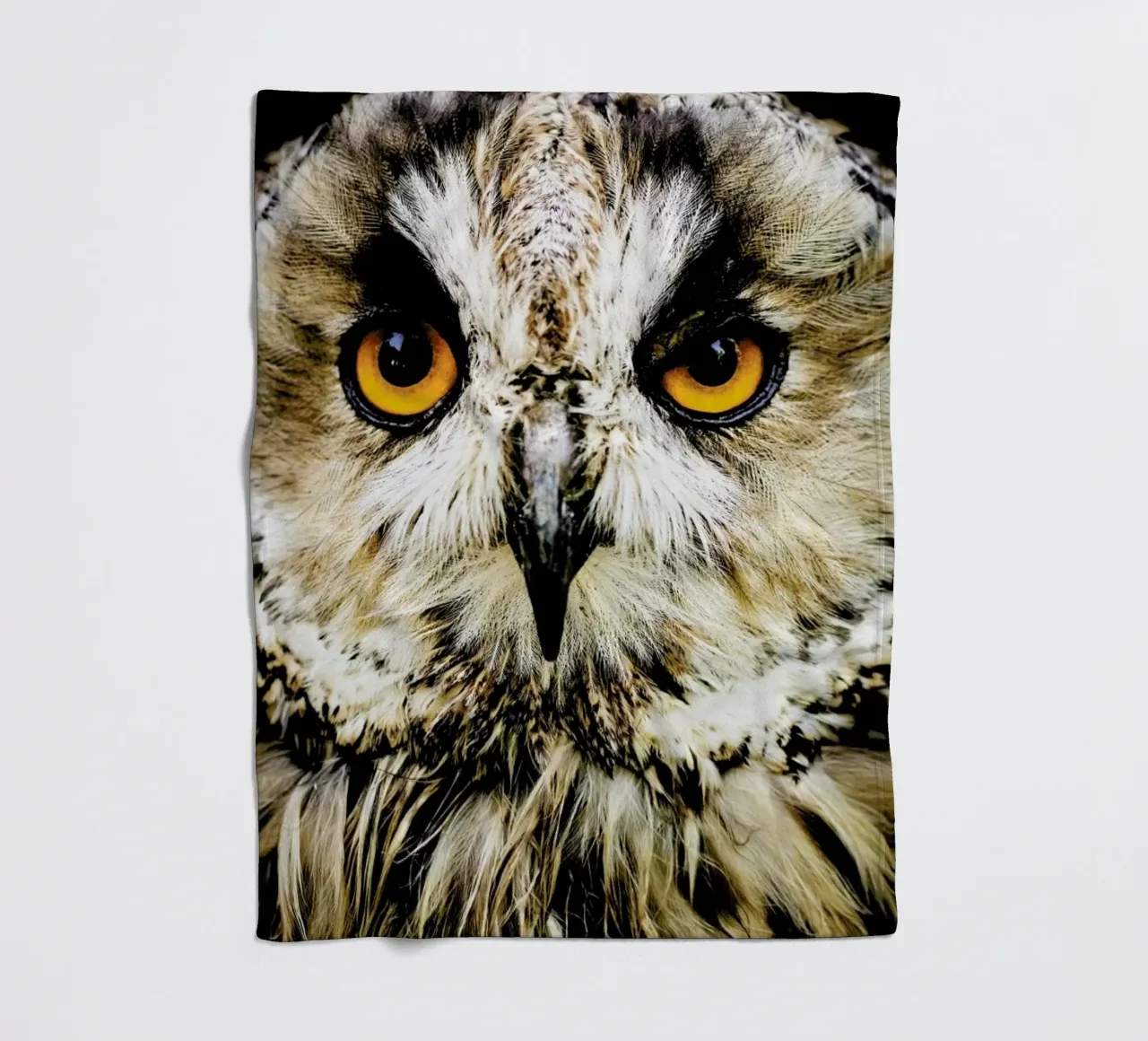Hedwig fleece blanket by Natural Kingdom