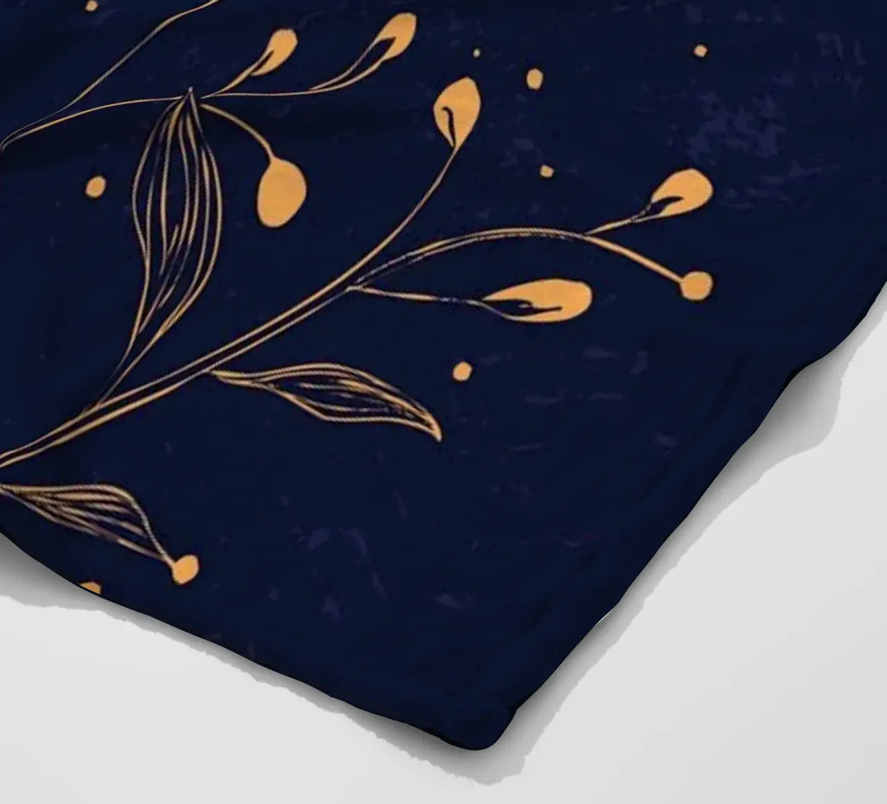 Papaveri dorati su sfondo blu intenso coperta in pile da pixelbull - medieval art and more