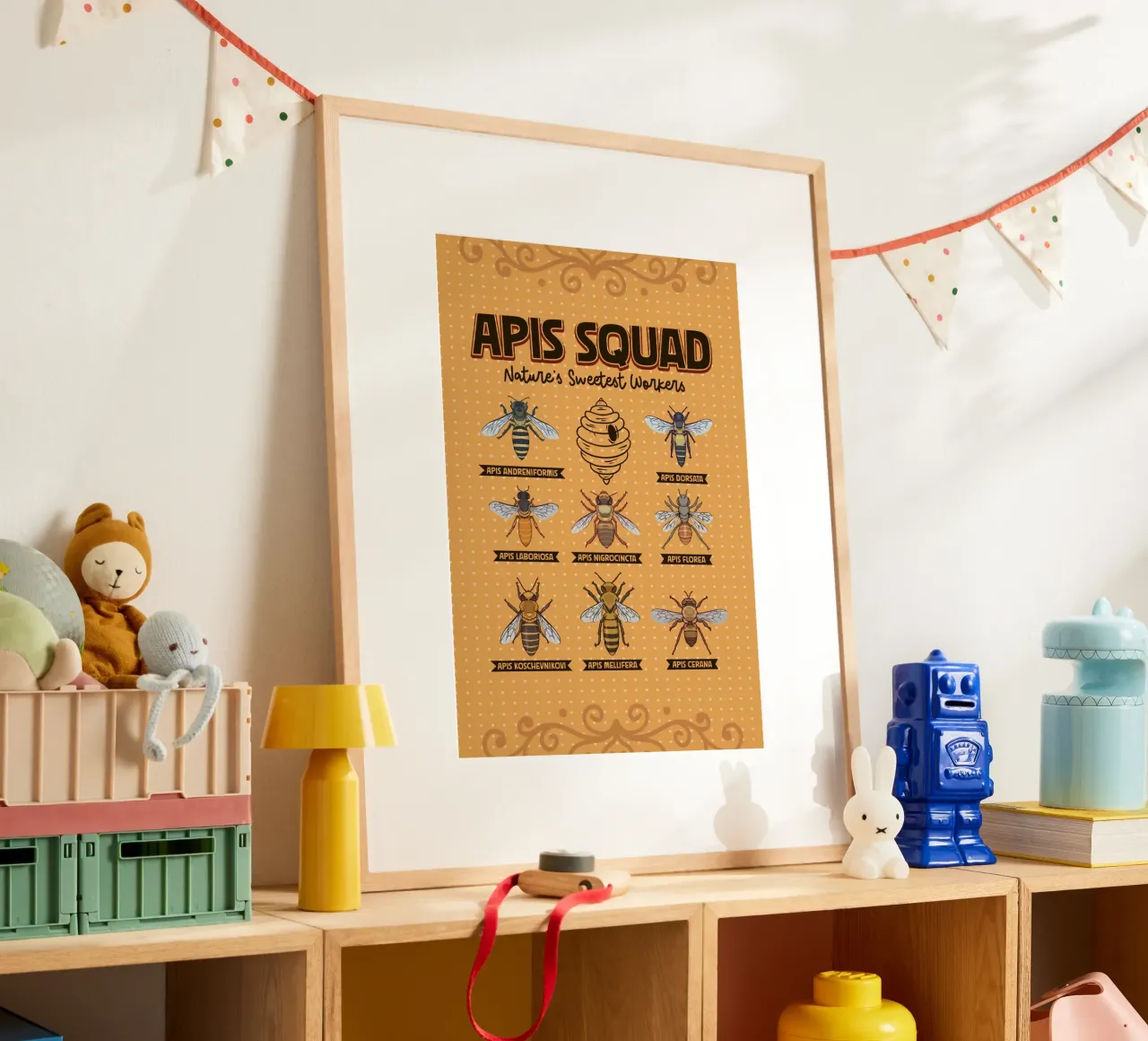 Apis Squad - Api da miele poster con telaio in plastica da pixelbull - medieval art and more