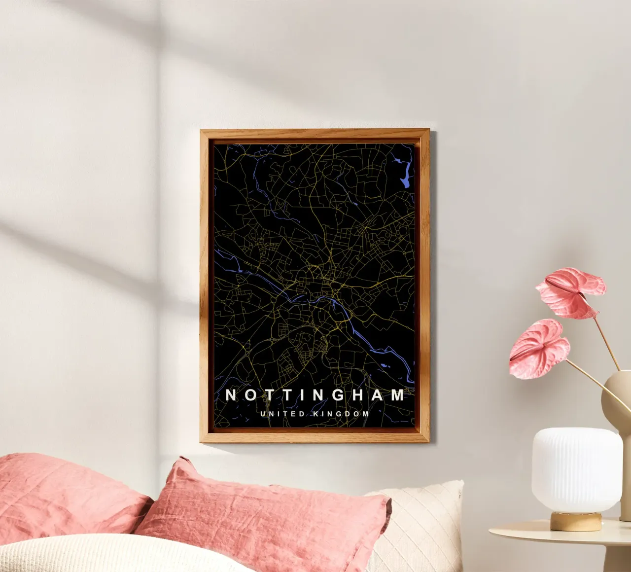 Mappa della città di Nottingham Regno Unito nero e oro alluminio dibond da Cartographers Library