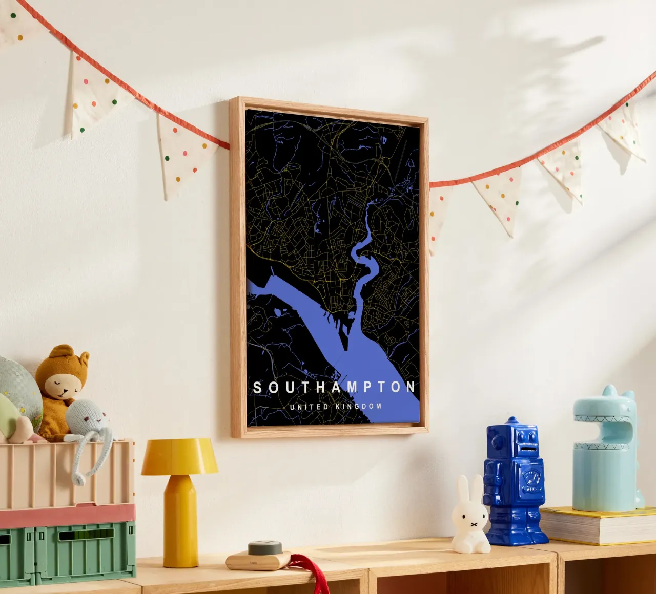 Southampton Mappa della città del Regno Unito nero e oro tela con Cornice a cassetta da Cartographers Library