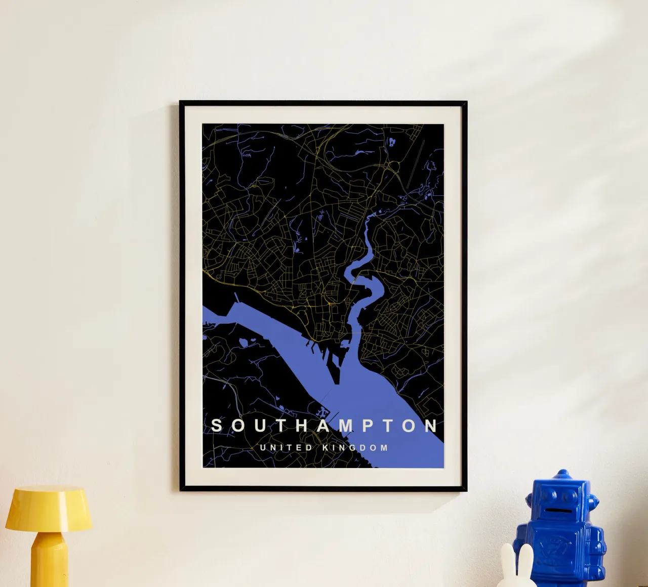 Southampton Mappa della città del Regno Unito nero e oro poster da Cartographers Library