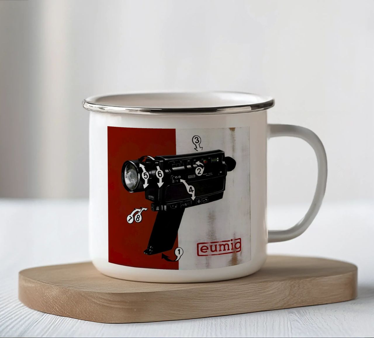 Super 8 tazza in smalto da Famous When Dead