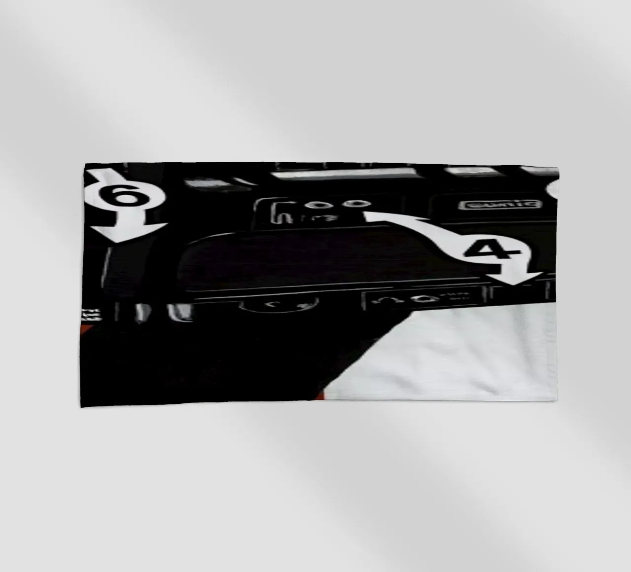 Super 8 telo mare da Famous When Dead