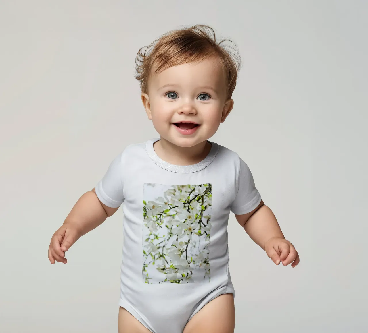 Magnolia Tree White Kurzarm Babybody von Curious Collections by Marielle Leenders