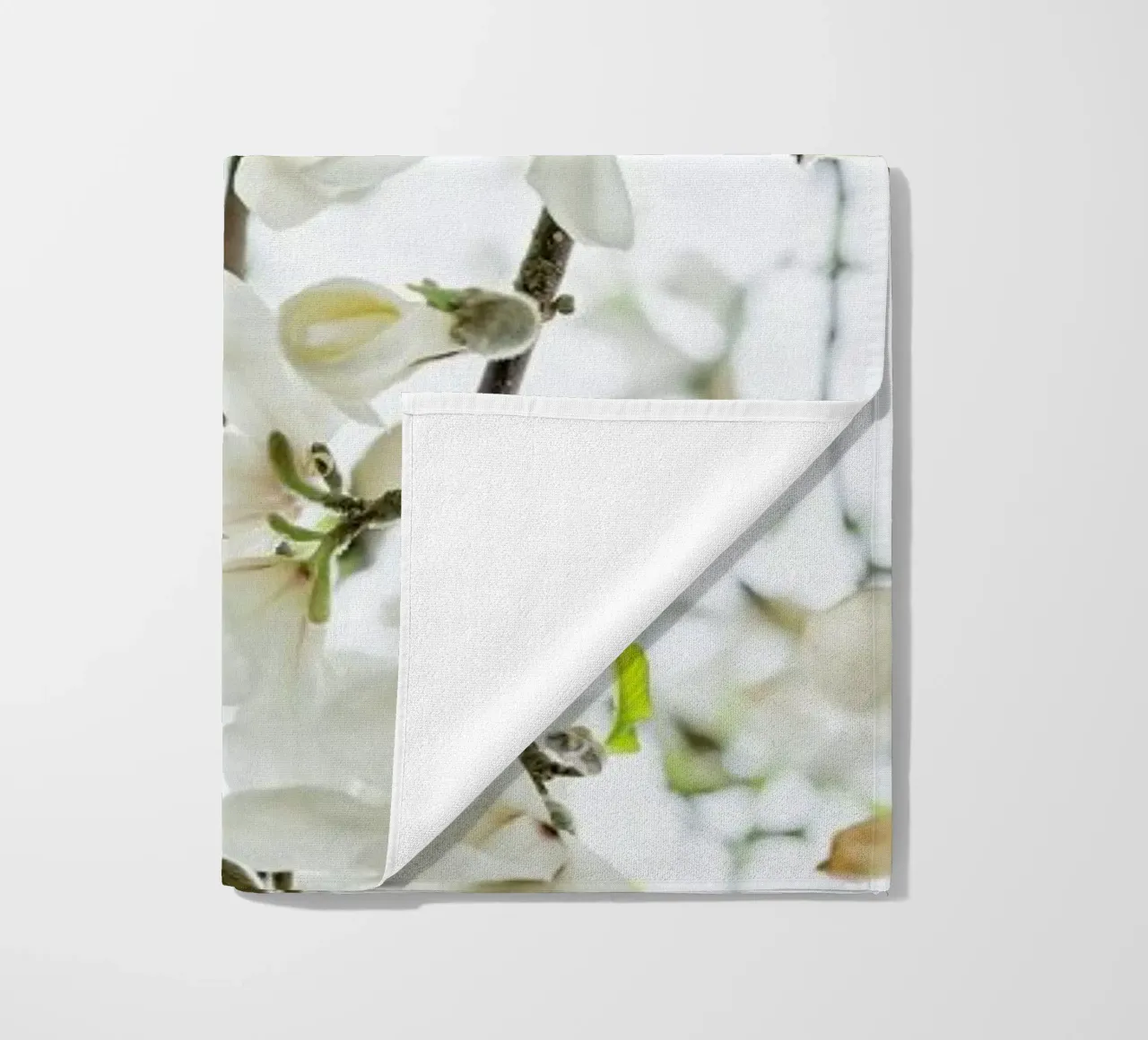 Magnolia Tree White serviette de plage de Curious Collections by Marielle Leenders