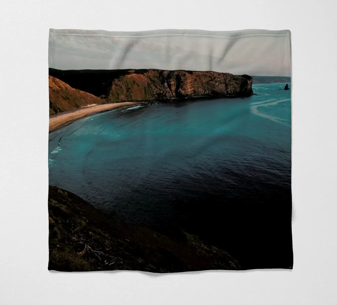 Coast Line in Portugal coperta in pile da Sebastian Hilgetag