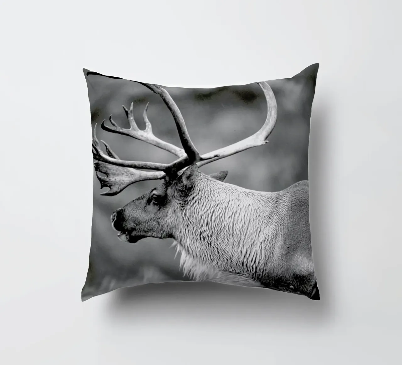 Caribou cuscino da Natural Kingdom