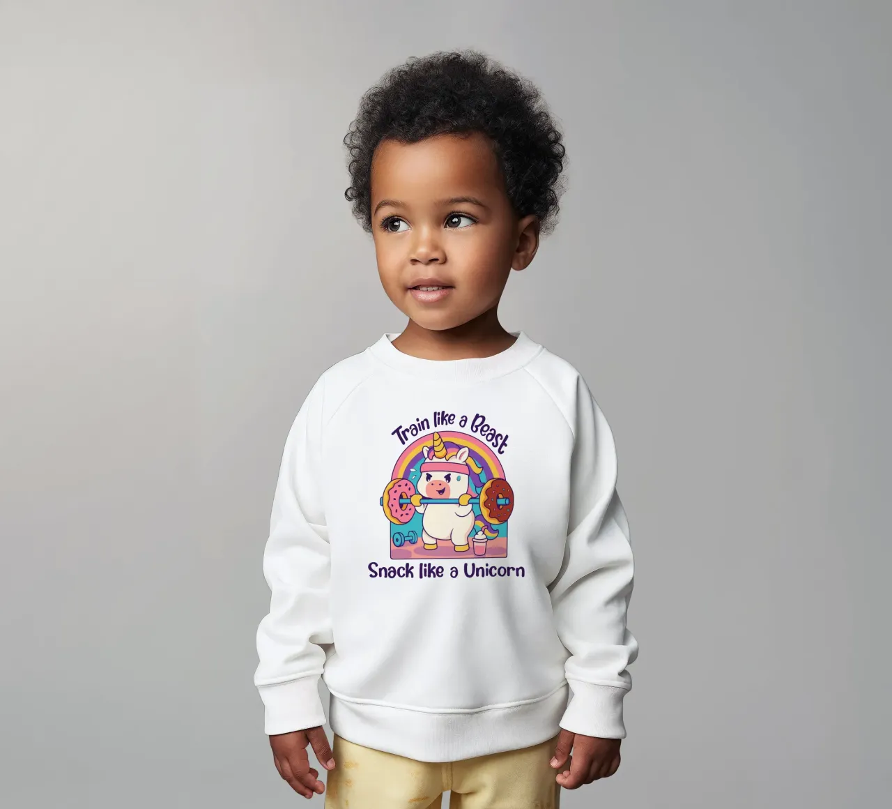 Entrena como una bestia, merienda como un unicornio sudadera de bebé de Loobs