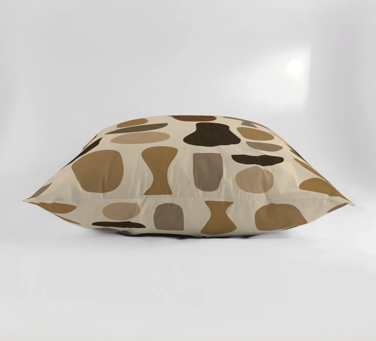 Abstract Organic Shapes in Browns cuscino da Gypsy Galleria