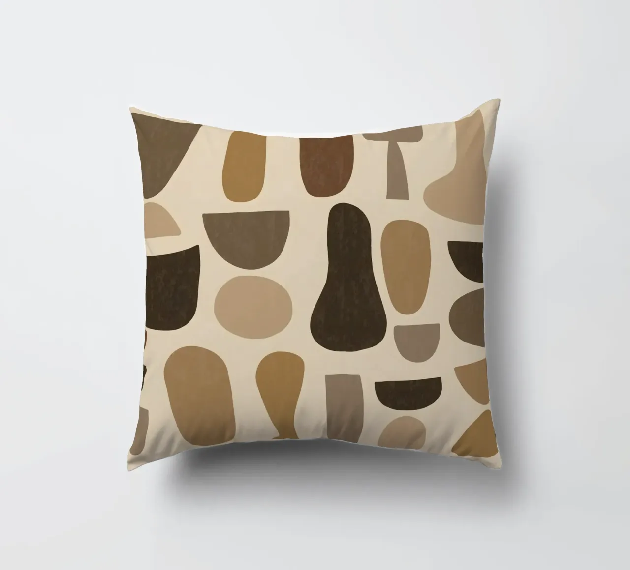 Abstract Organic Shapes in Browns cuscino da Gypsy Galleria