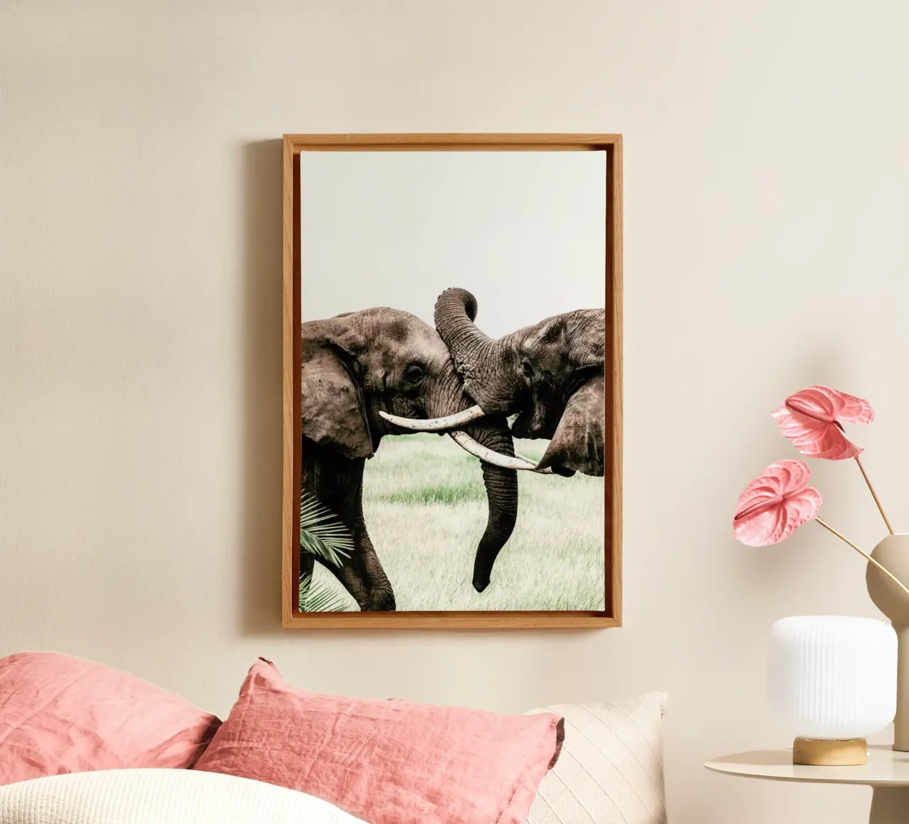 Elephants at Play tela con Cornice a cassetta da Natural Kingdom