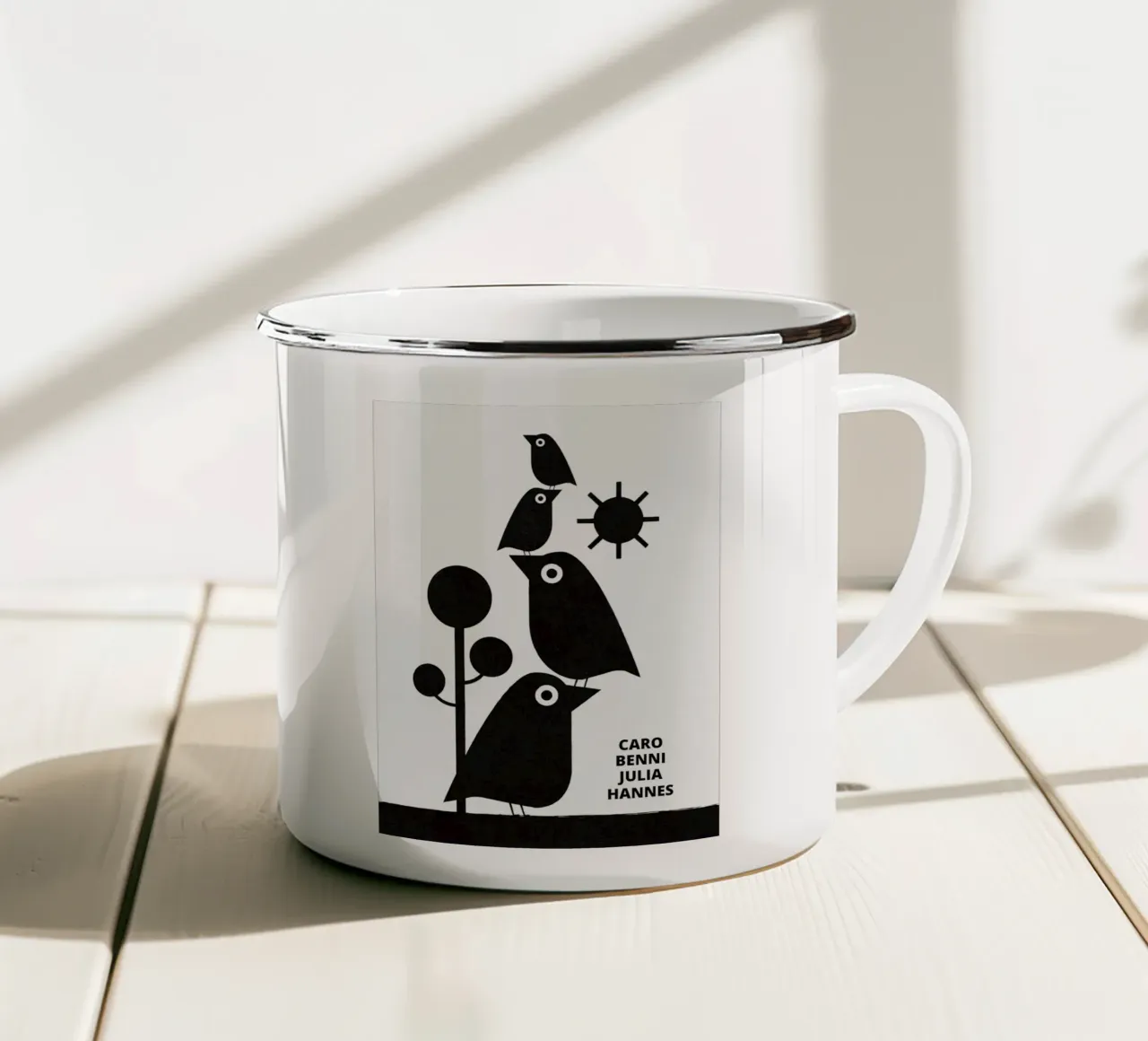 We are Family tazza in smalto da lazydaypaper