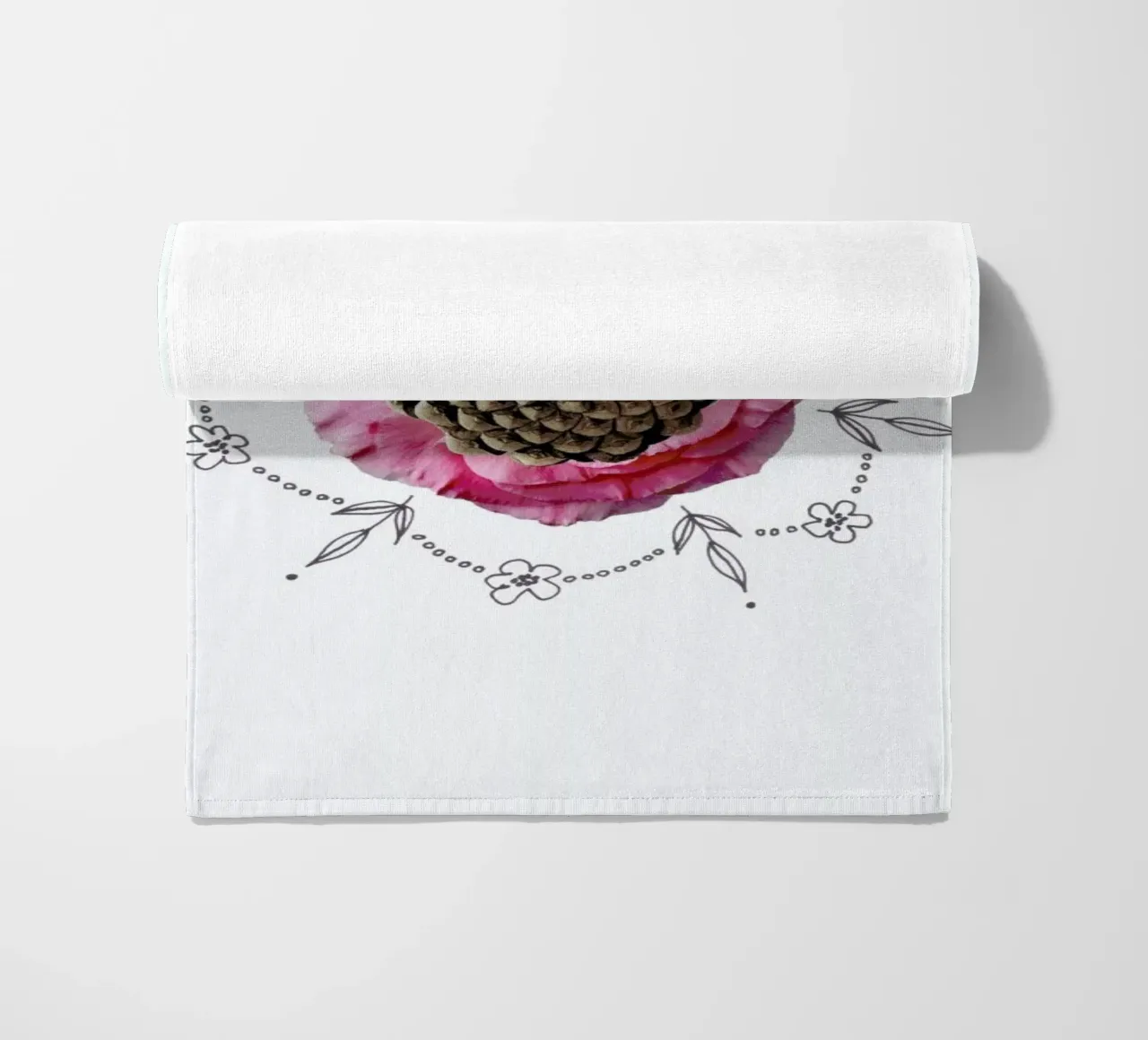 Pine Cone Collage telo mare da Miles of Light