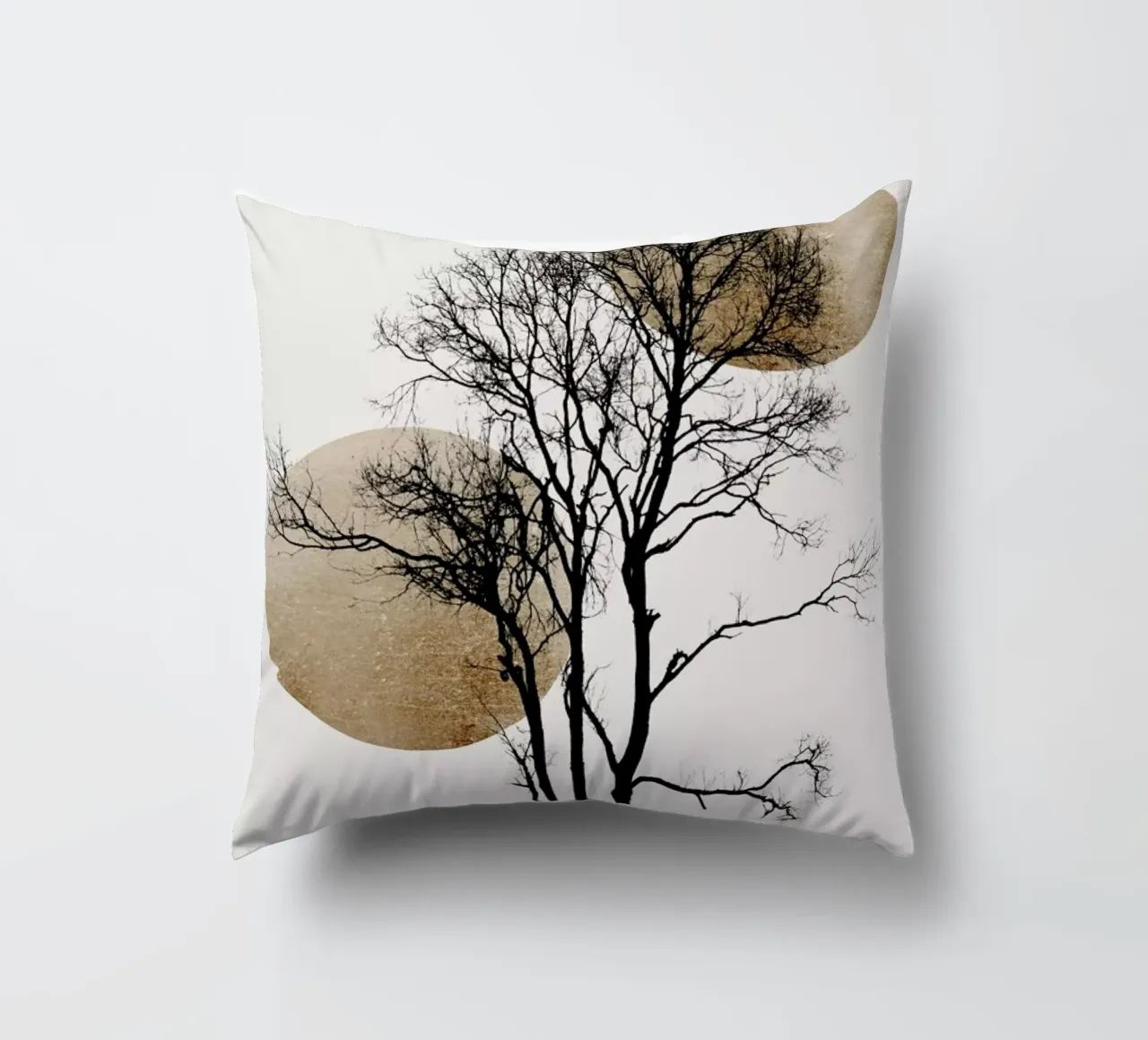 Sun And Moon Hiding Gold cuscino da Kubistika