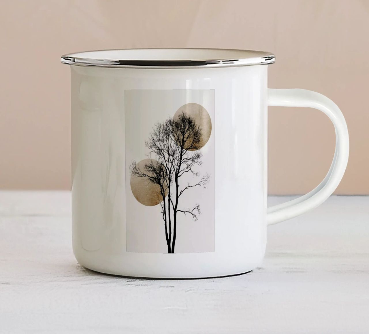 Sun And Moon Hiding Gold Emaille Tasse von Kubistika