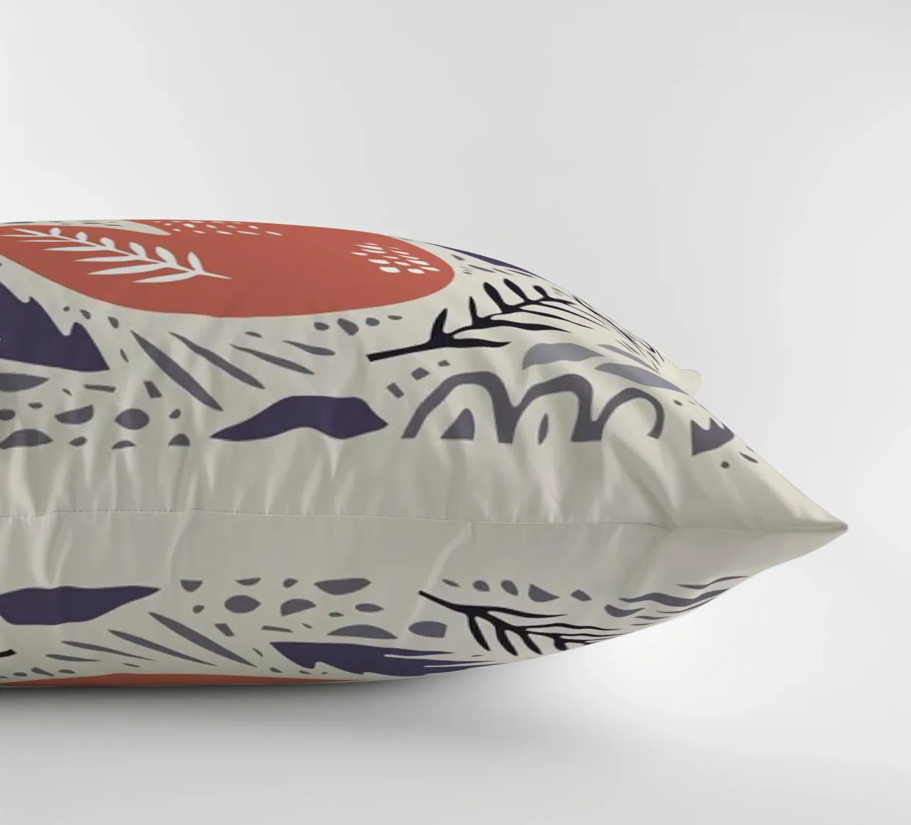 Hibernating Fox cuscino da Little Flourishes