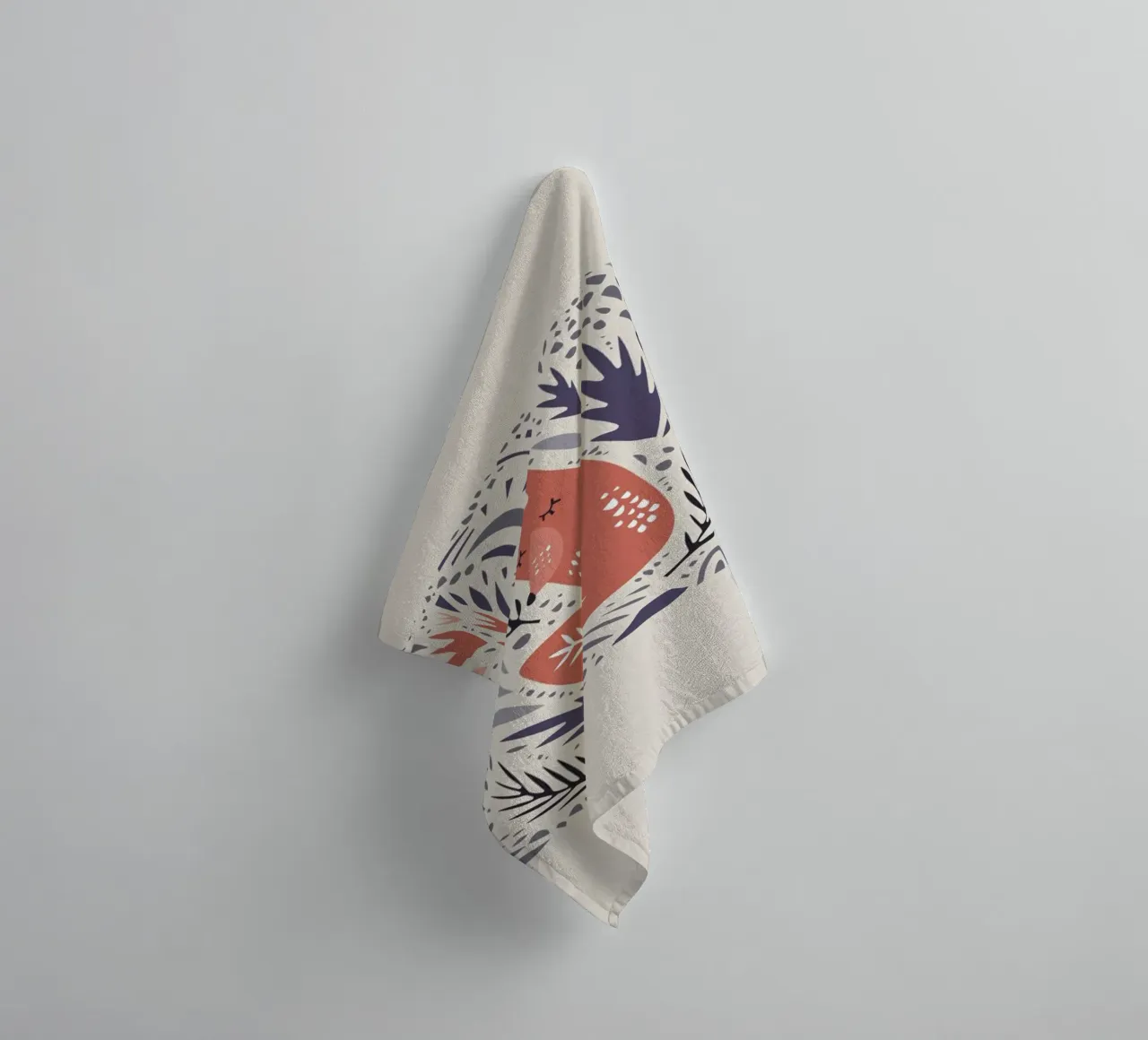 Hibernating Fox Handtuch von Little Flourishes