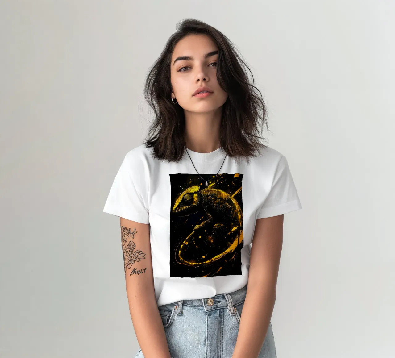 Camaleonte d'oro t-shirt da Justyna Jaszke JBJart