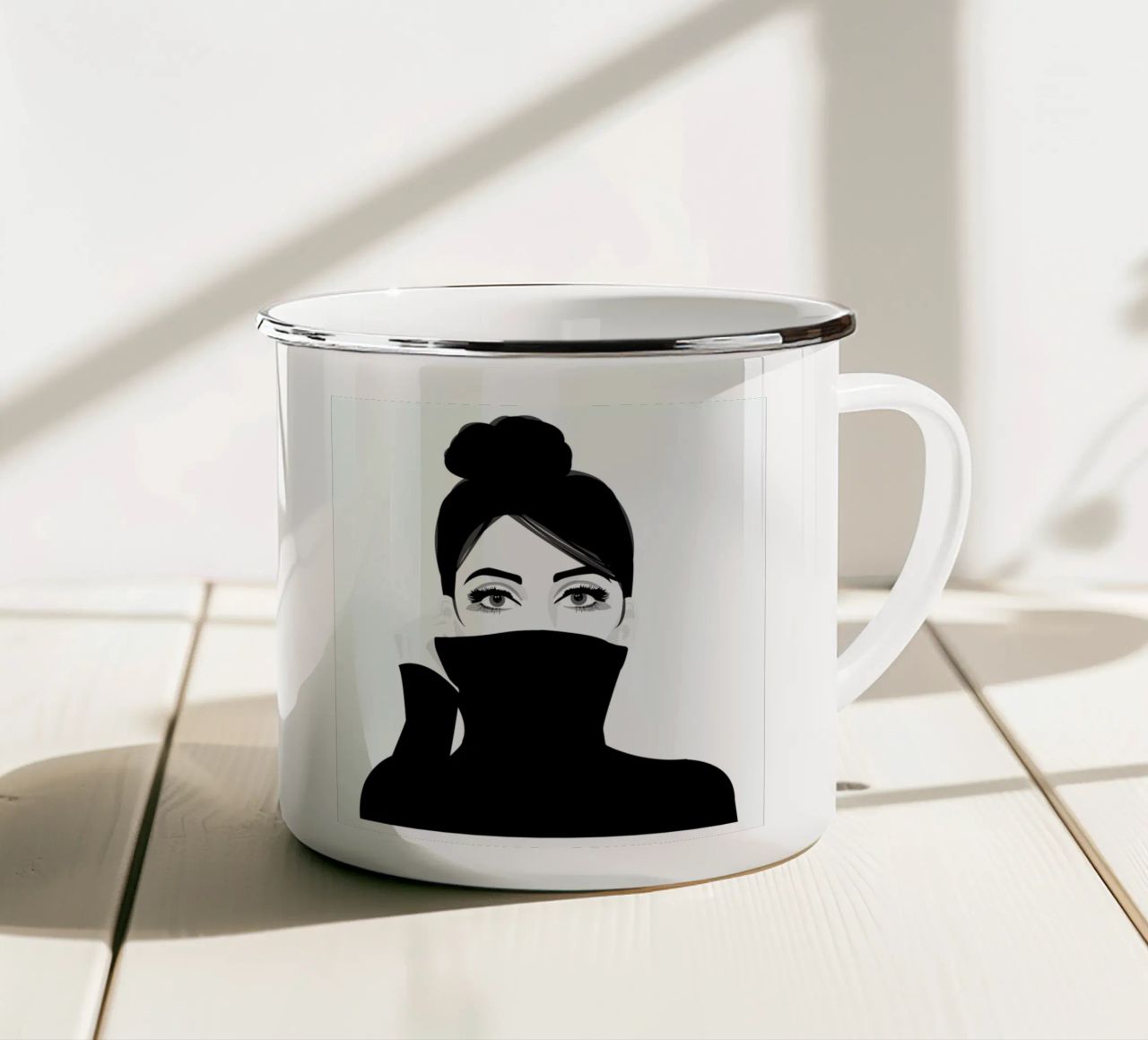 Girl in turtleneck tazza in smalto da Ctoft