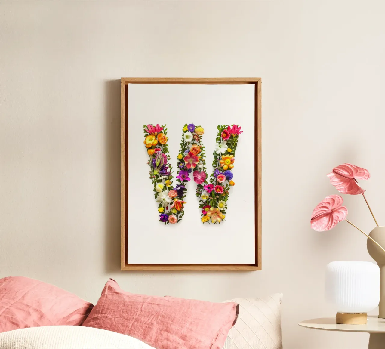 Blumenbuchstabe W Leinwand mit Schattenfugenrahmen von My Tiny Home