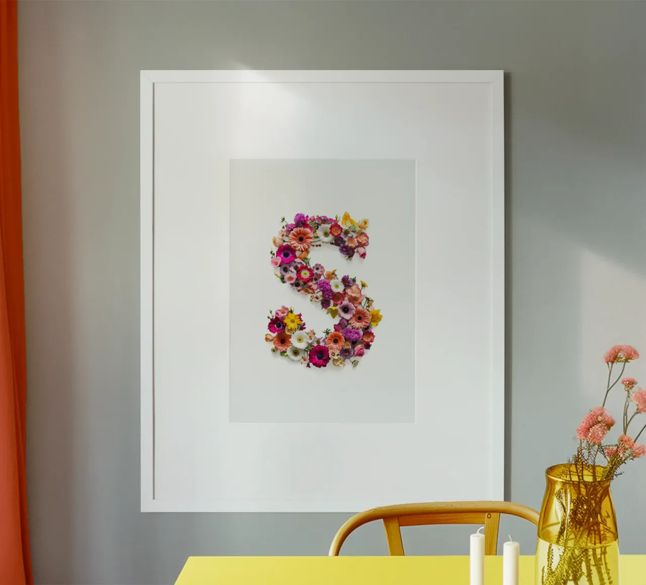 Fiore lettera S poster con telaio in alluminio da My Tiny Home