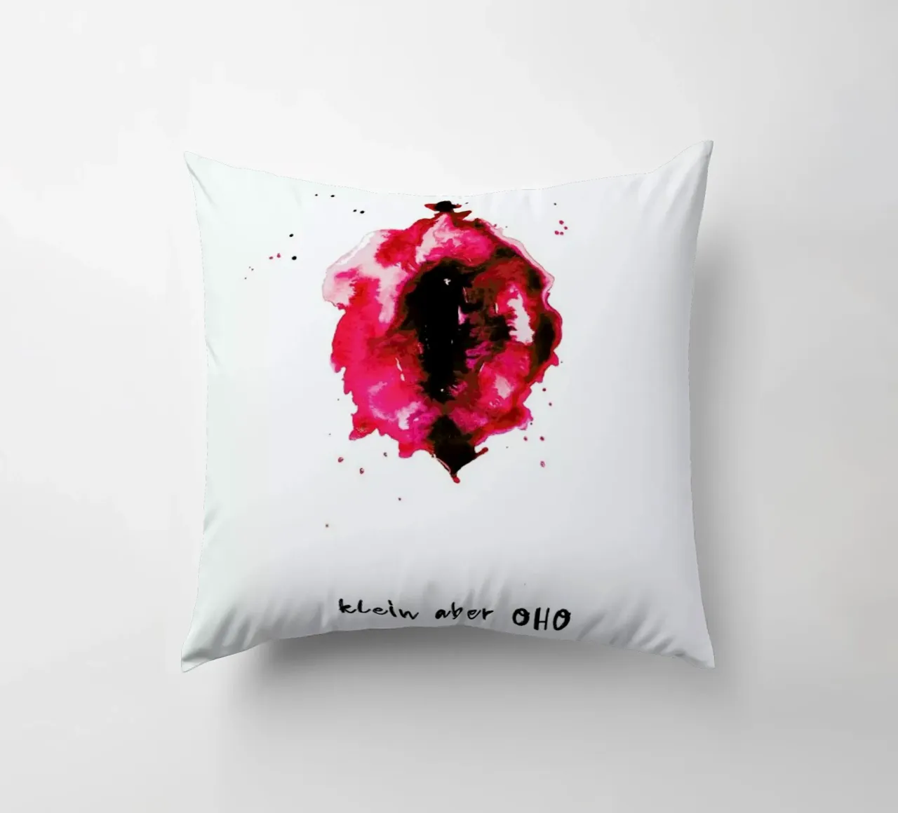 Vulva Painting Smal But Great Red cuscino da Verena Bonath | 21st aesthetics