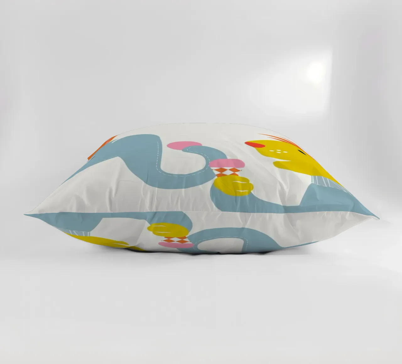Ice Cream Friends Kissen von Little Flourishes